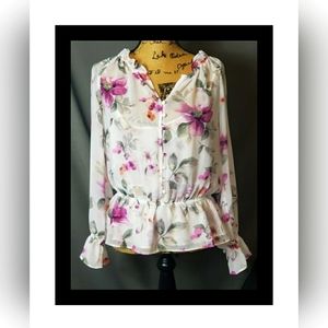 white house black market soft floral blouse